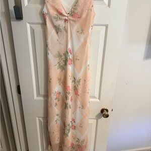 Tailor B. Moss Floral Dress in Peach and Green